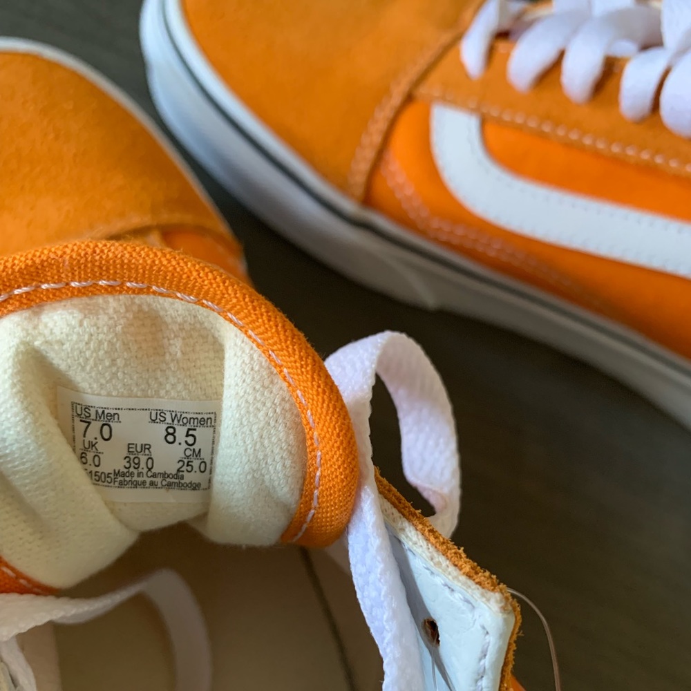 Vans Dark Cheddar Old Skool Shoe - Picture 3 of 4